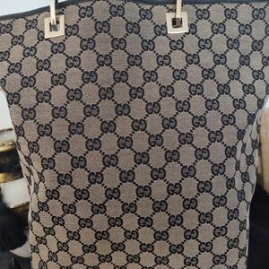 Gucci Signature GG DesignWomen's Tote.. Navy Blue